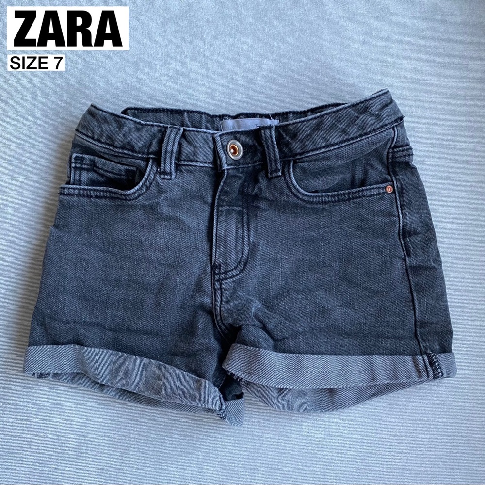Girls Shorts • Zara • Size 7